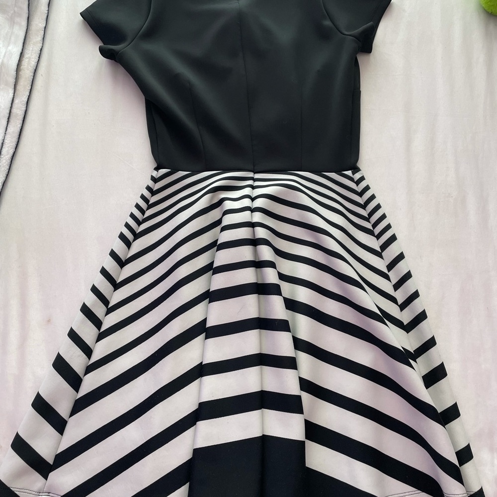 Womens Black and White Stripped Dress.